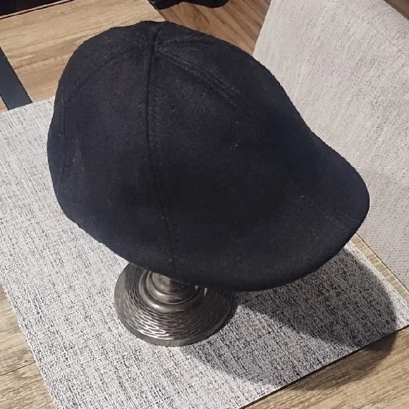 Boston Scally Black and Green Cap - Picture 1 of 5